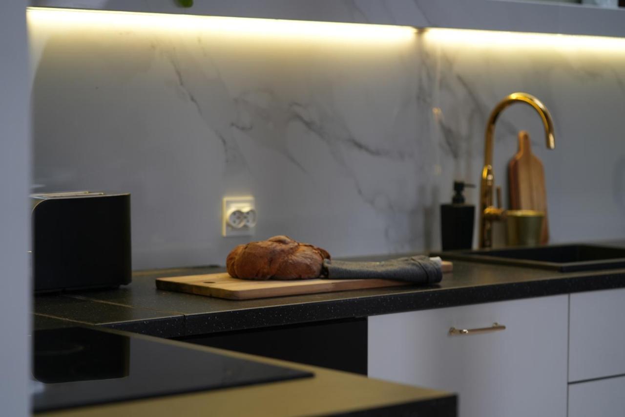 Apartament Flowers - Centrum Poznania Dış mekan fotoğraf